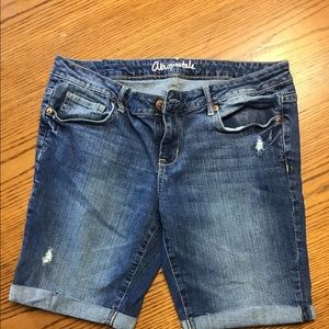 Aeropostale Bermuda Shorts Size 12